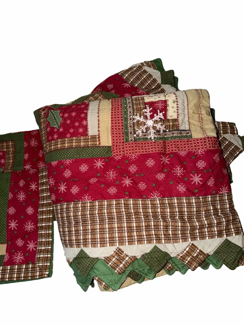Holiday Patchwork queen quilt and pillow shames- Red & Green